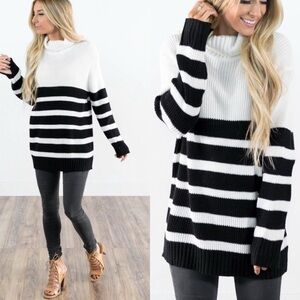 NWT Stevie Hender Cascade Black & White Striped Tunic Sweater, Large